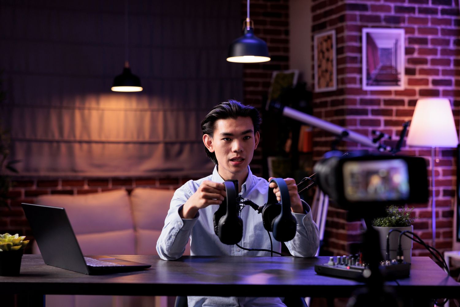Live Streaming Techniques to Boost Sales